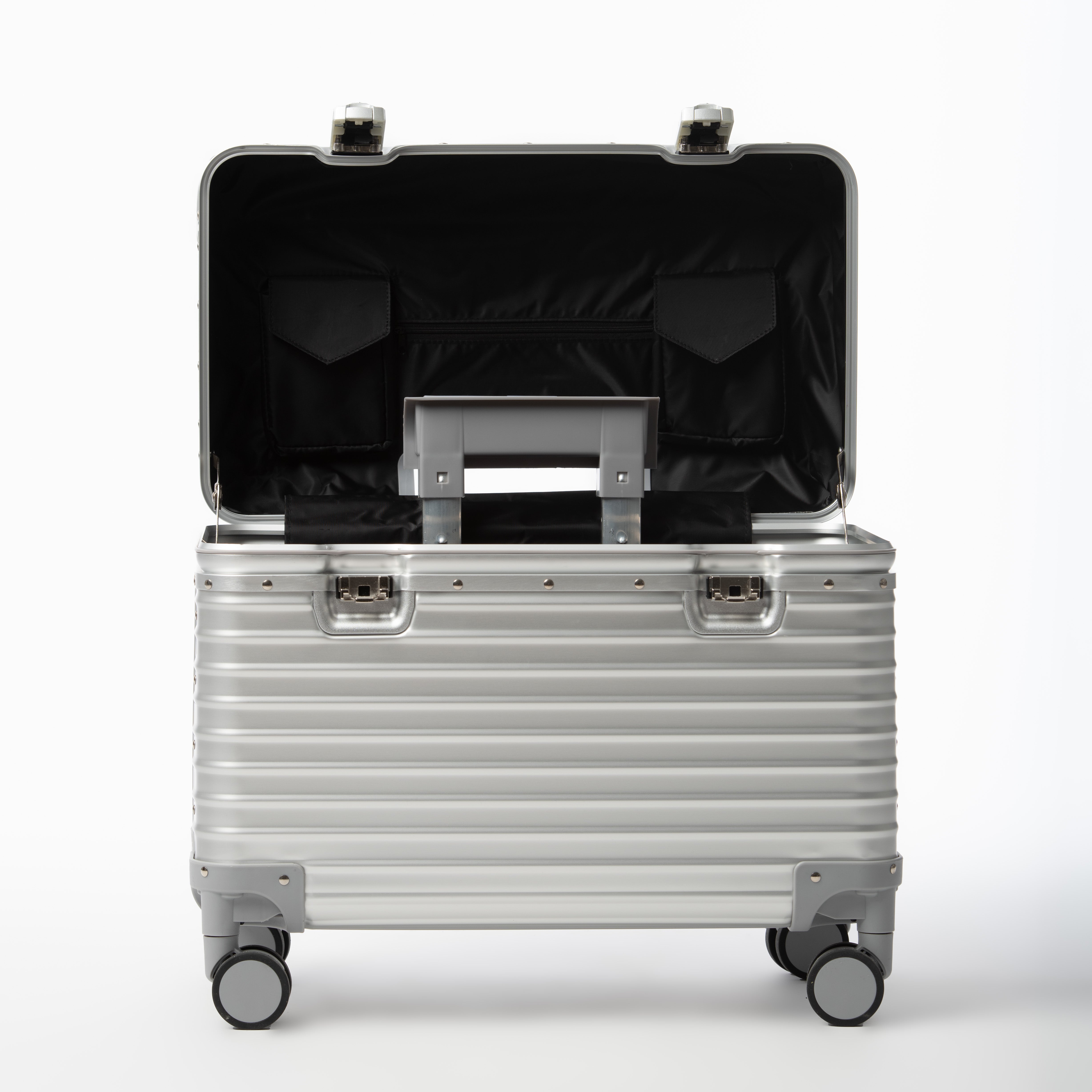 Pilot Aluminium Case PRE ORDER 25 NOVEMBER